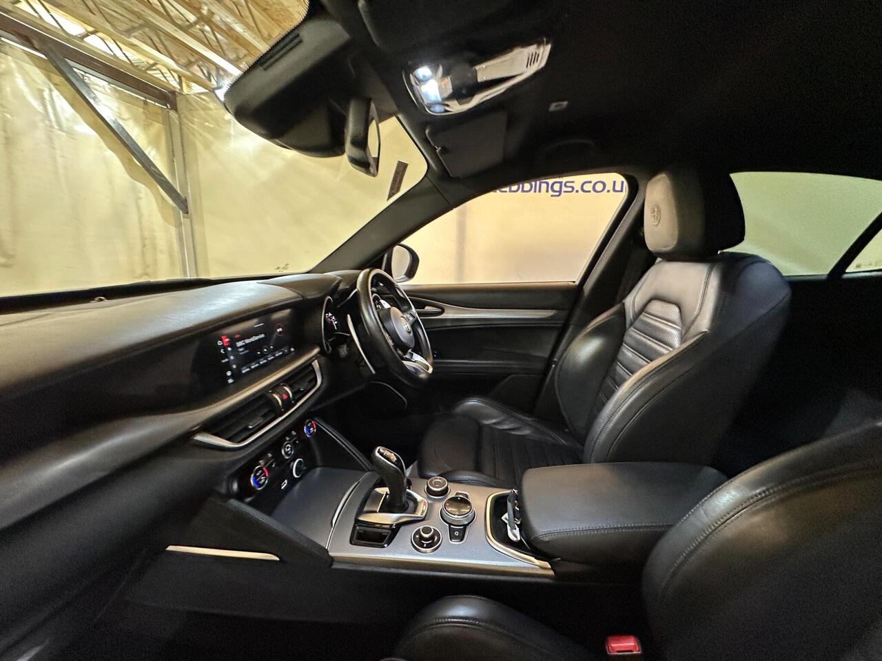 Alfa Romeo Stelvio SR70GHX