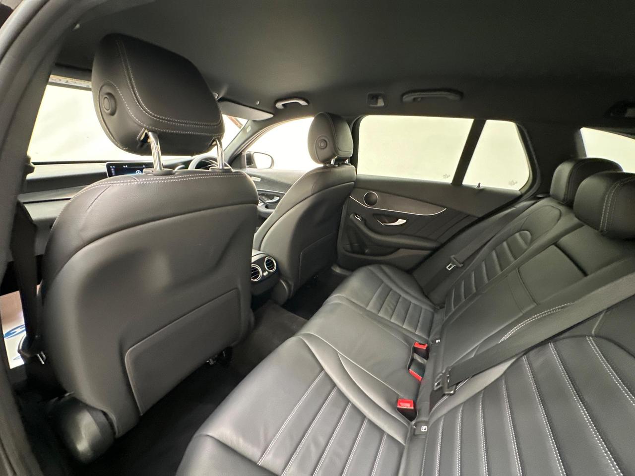 Mercedes-Benz C Class LL21YLW