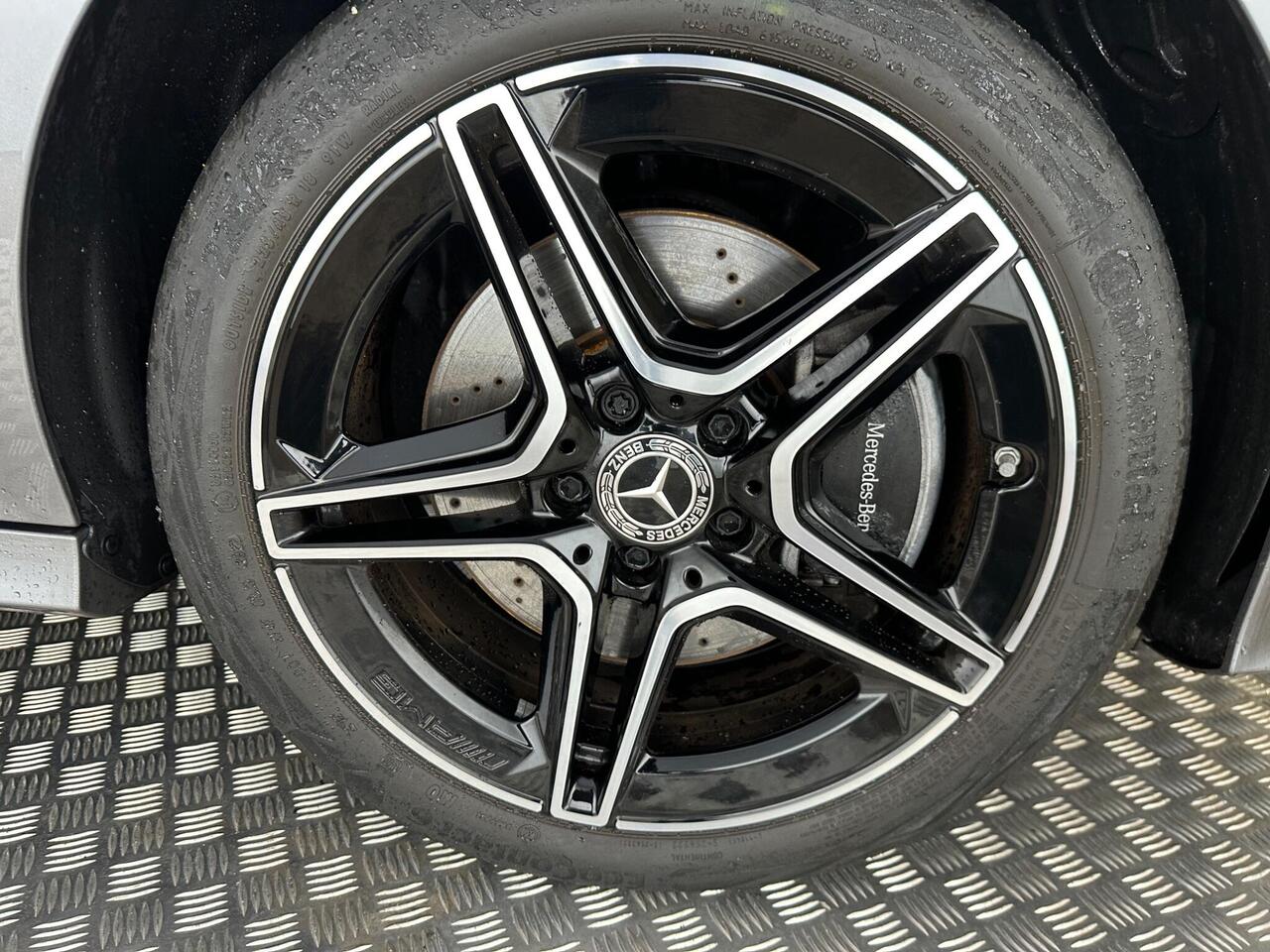 Mercedes-Benz CLA OV72KXF