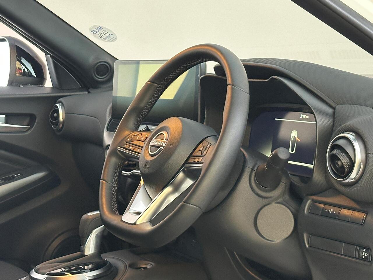 Nissan Juke EY75NLT
