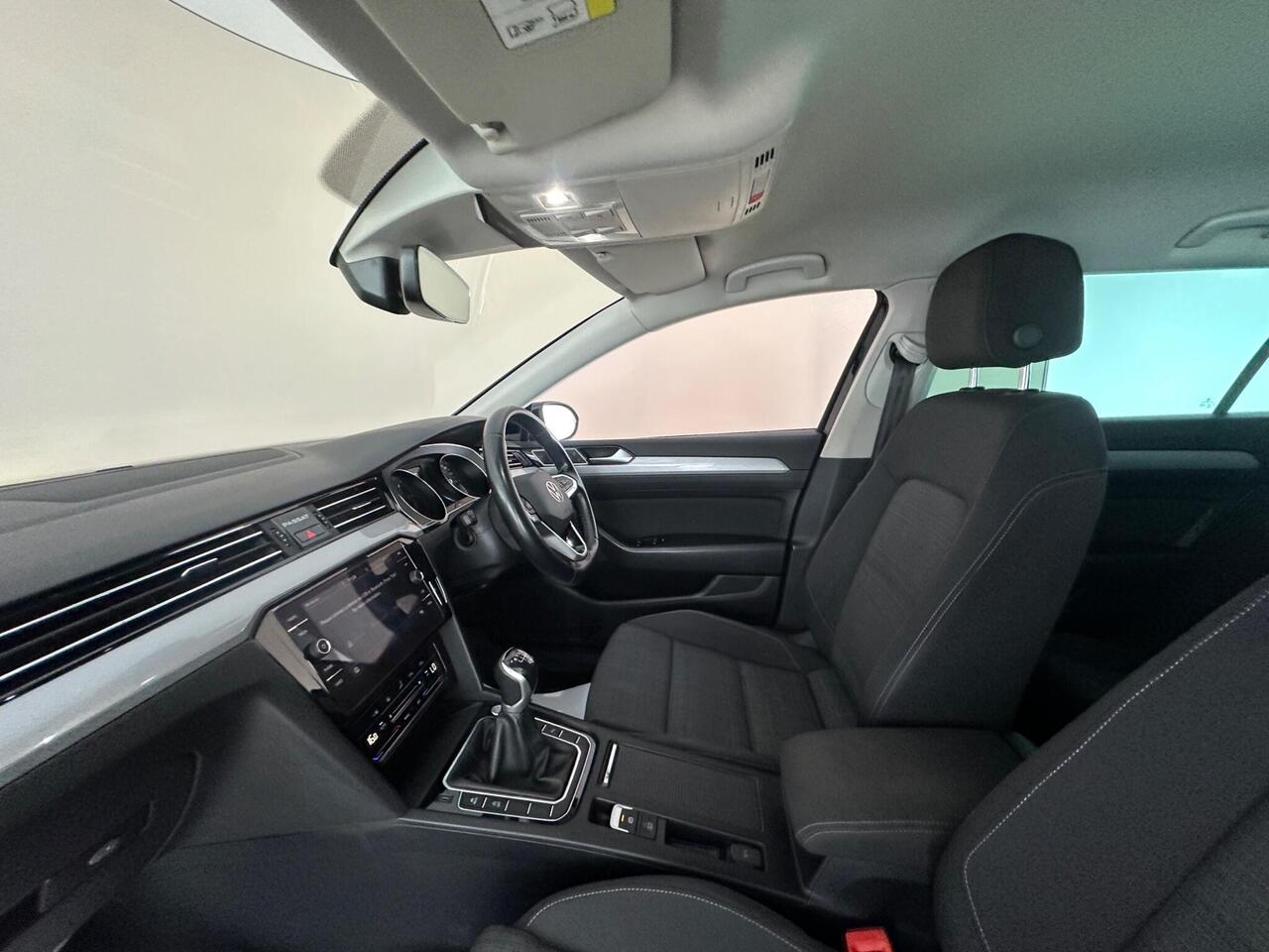 Volkswagen Passat YC71RXO