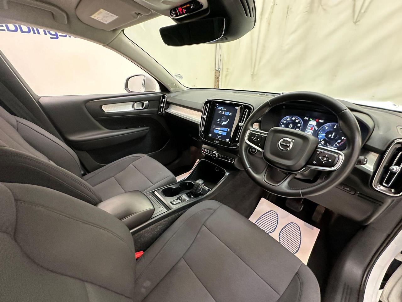 Volvo XC40 YM70FWV