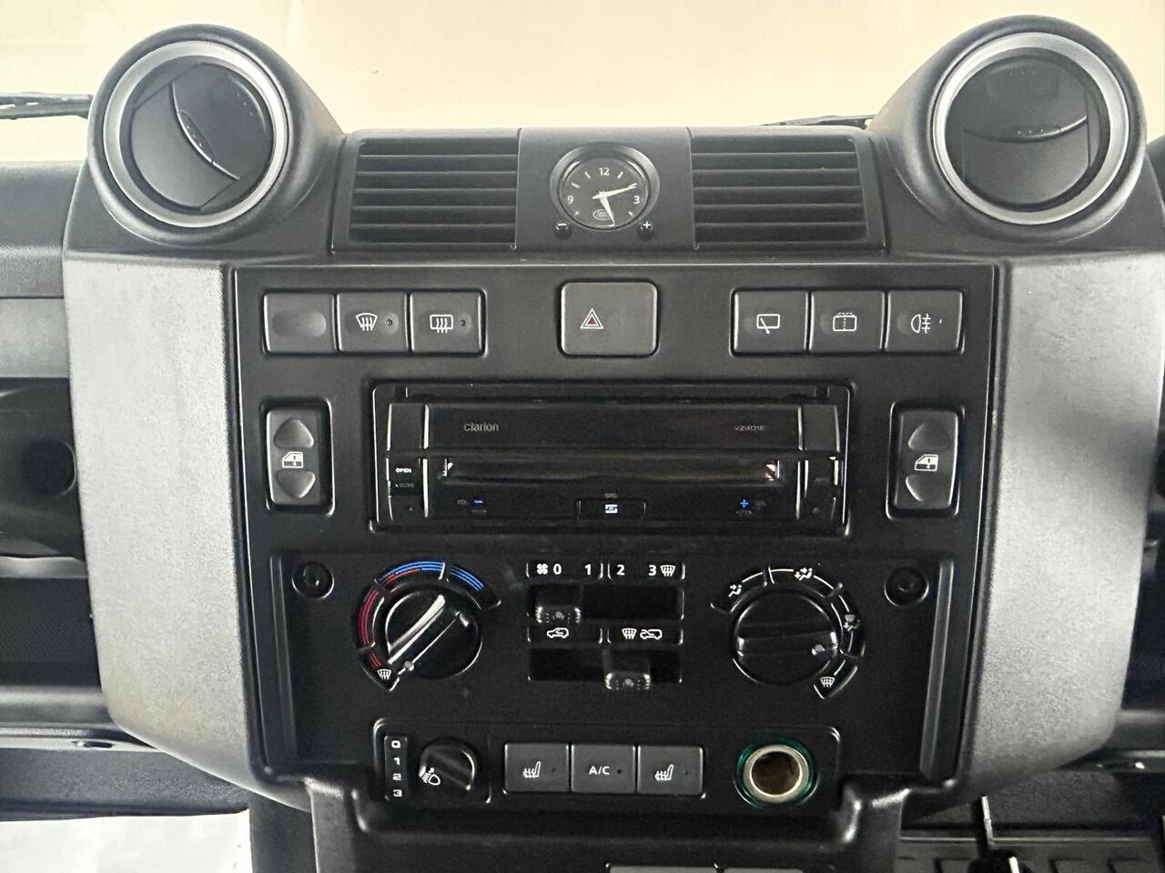 Land Rover Defender 90 BV60MXD