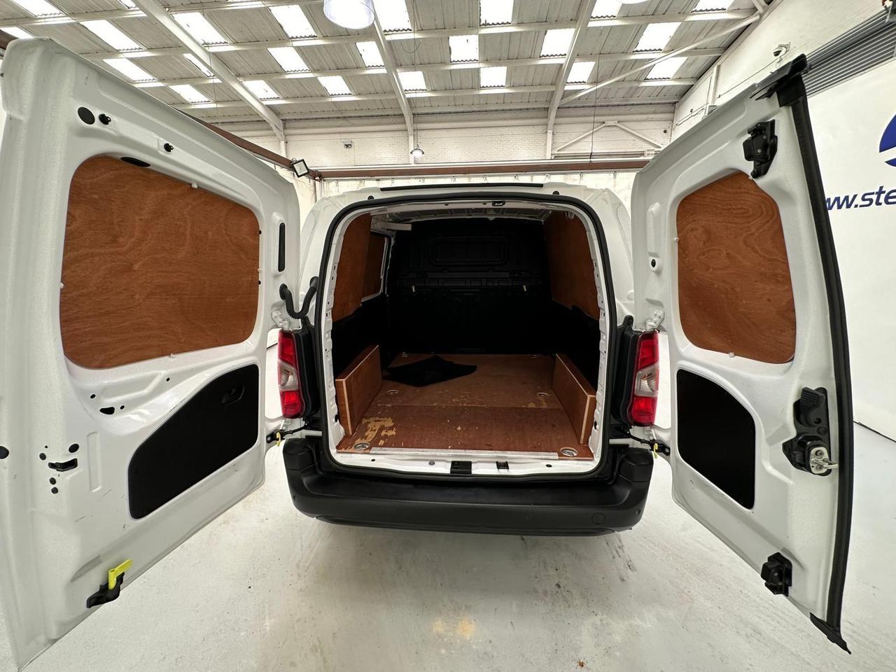 Citroen Berlingo LF69RNY