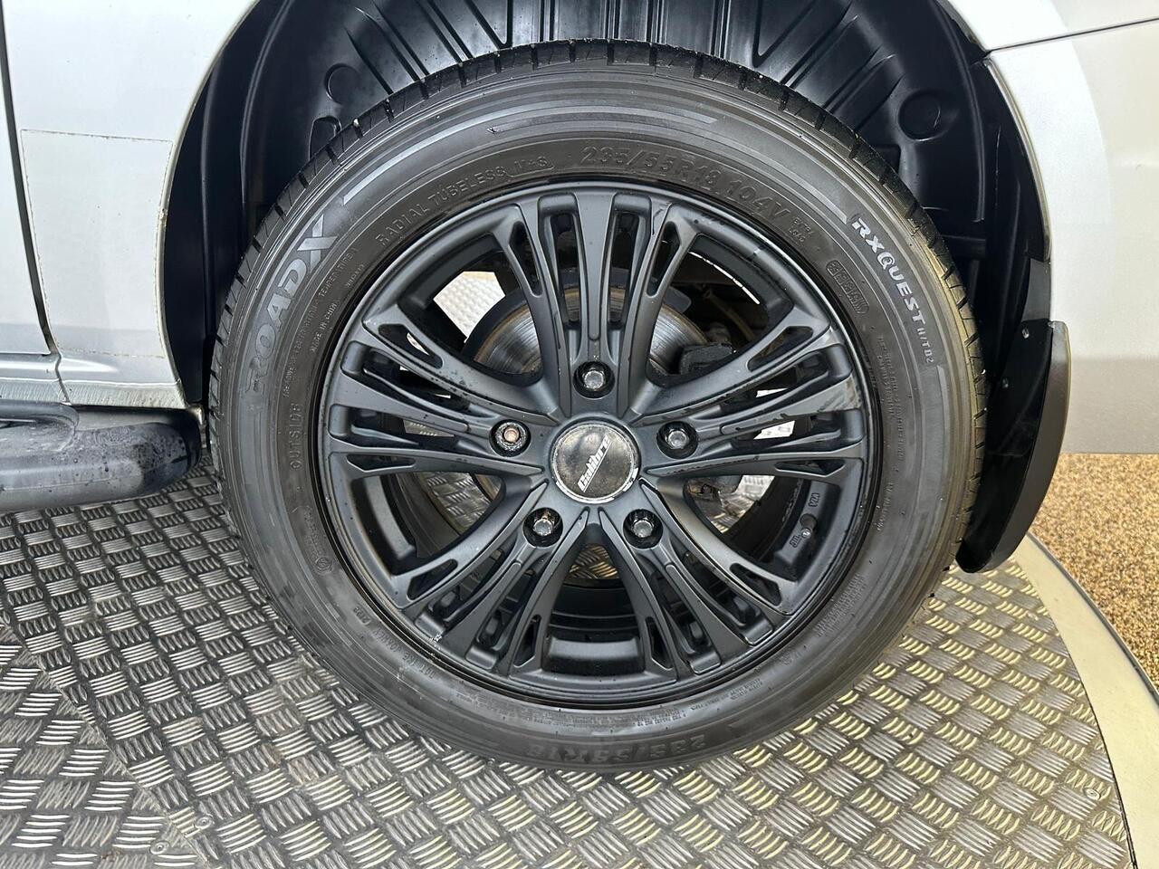 Ford Transit Custom AE68KZD