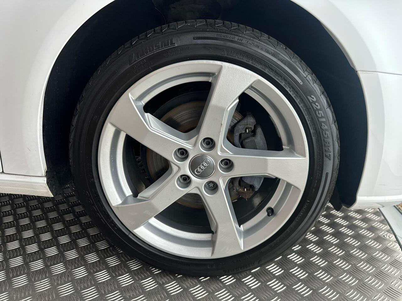 Audi A3 LS68WPK