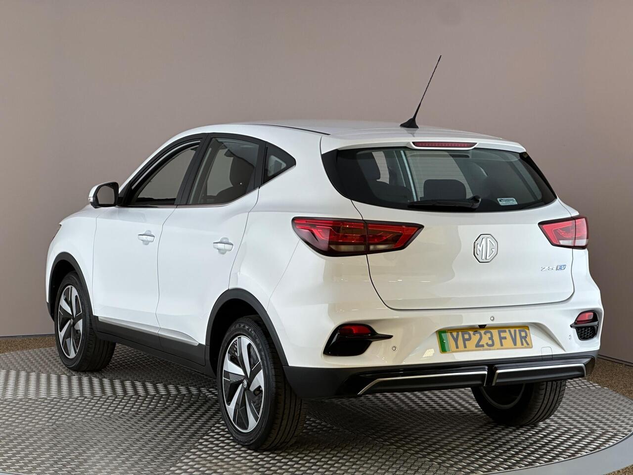 MG MG ZS YP23FVR