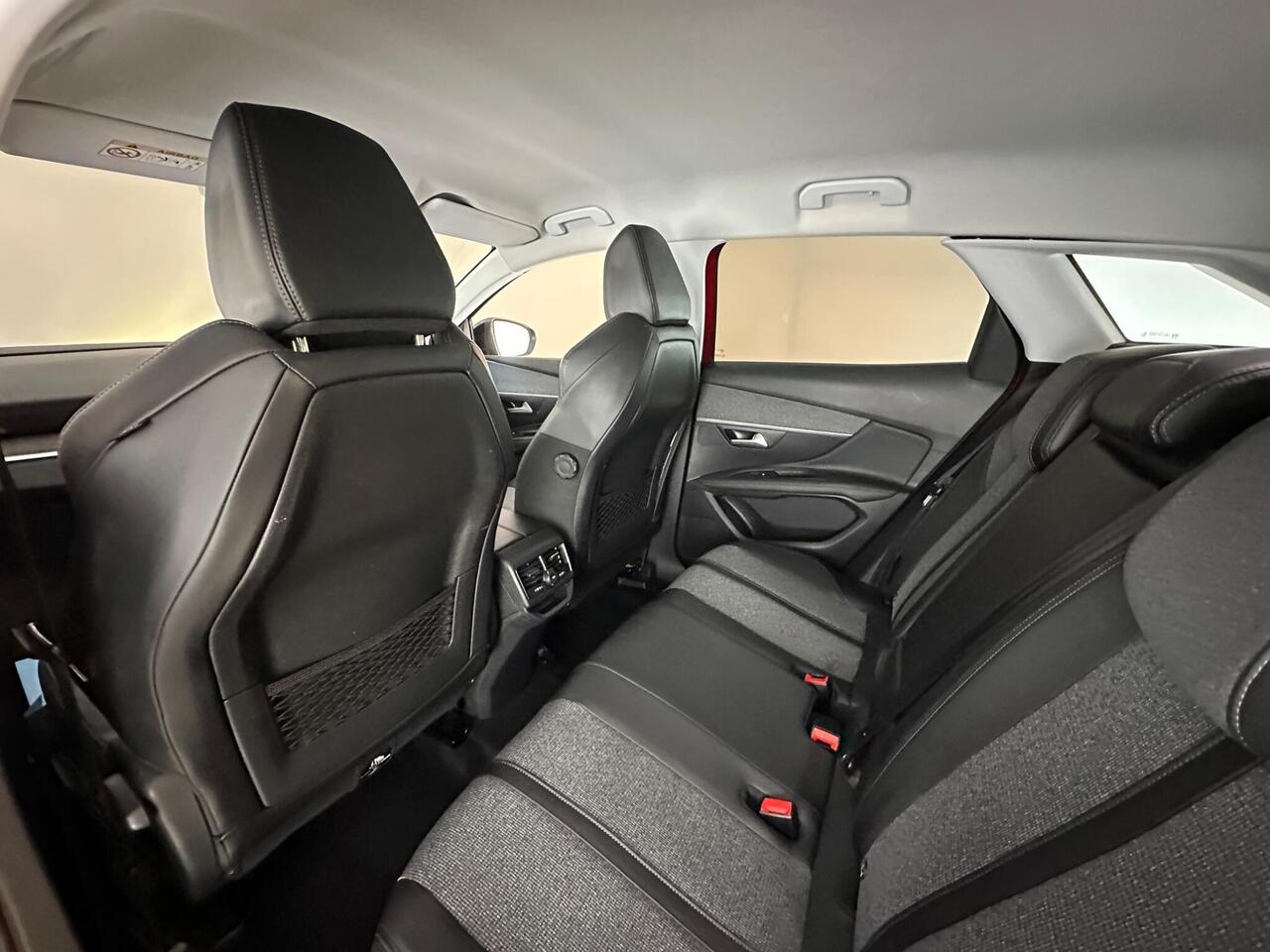 Peugeot 3008 FL67UGZ