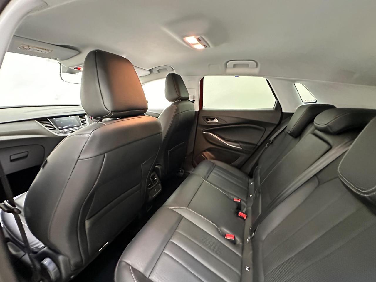 Vauxhall Grandland X BL69ZGN