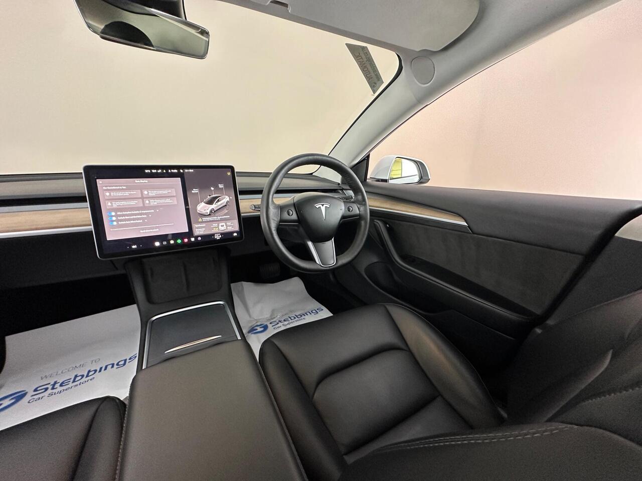 Tesla Model 3 AF72UVG