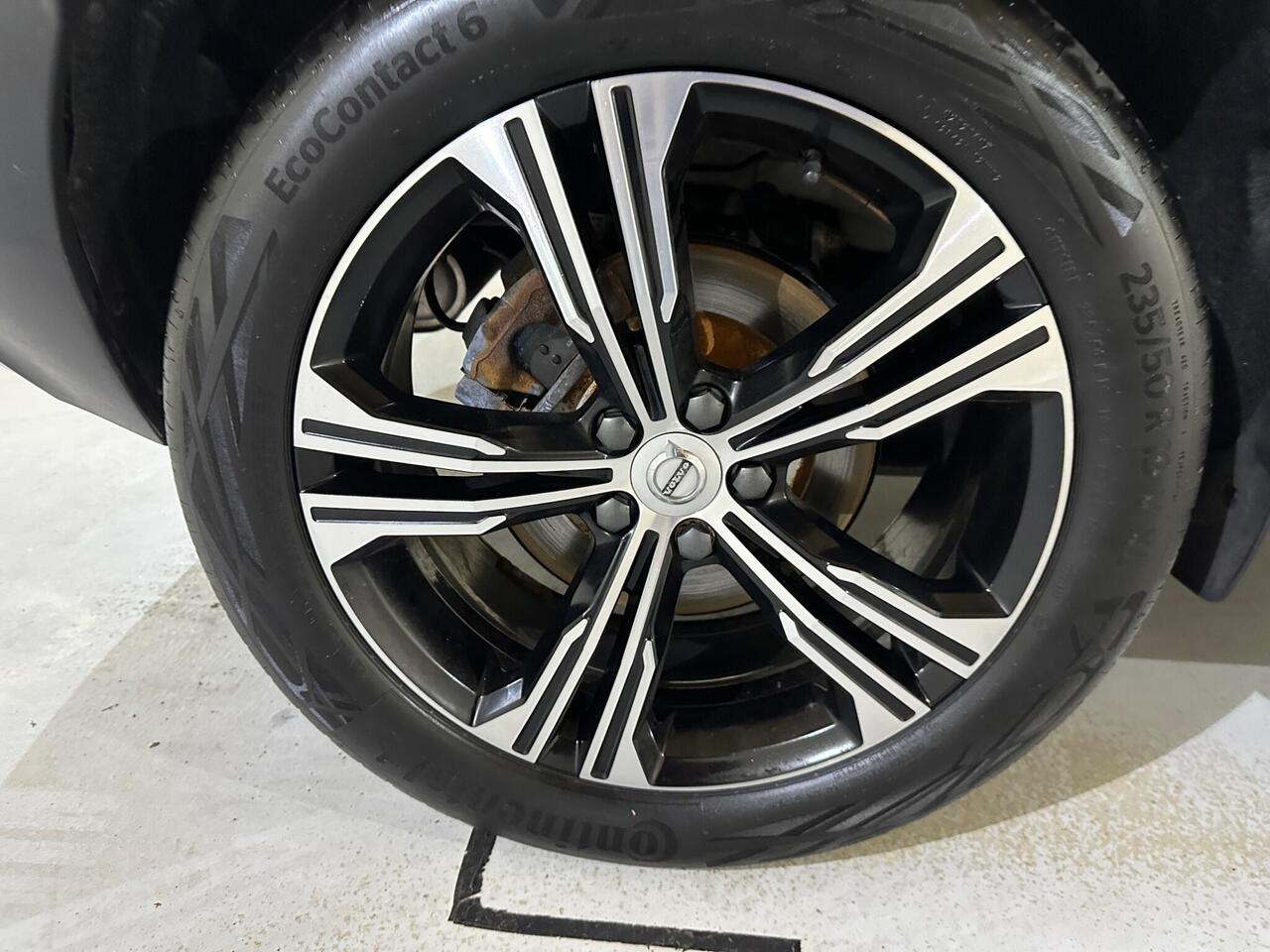 Volvo XC40 LR71UNH