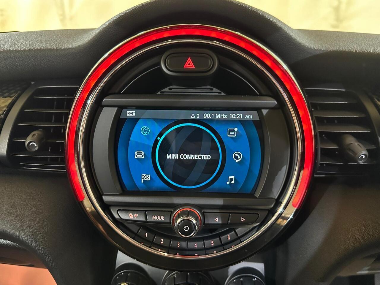 MINI Hatch EA70YLB