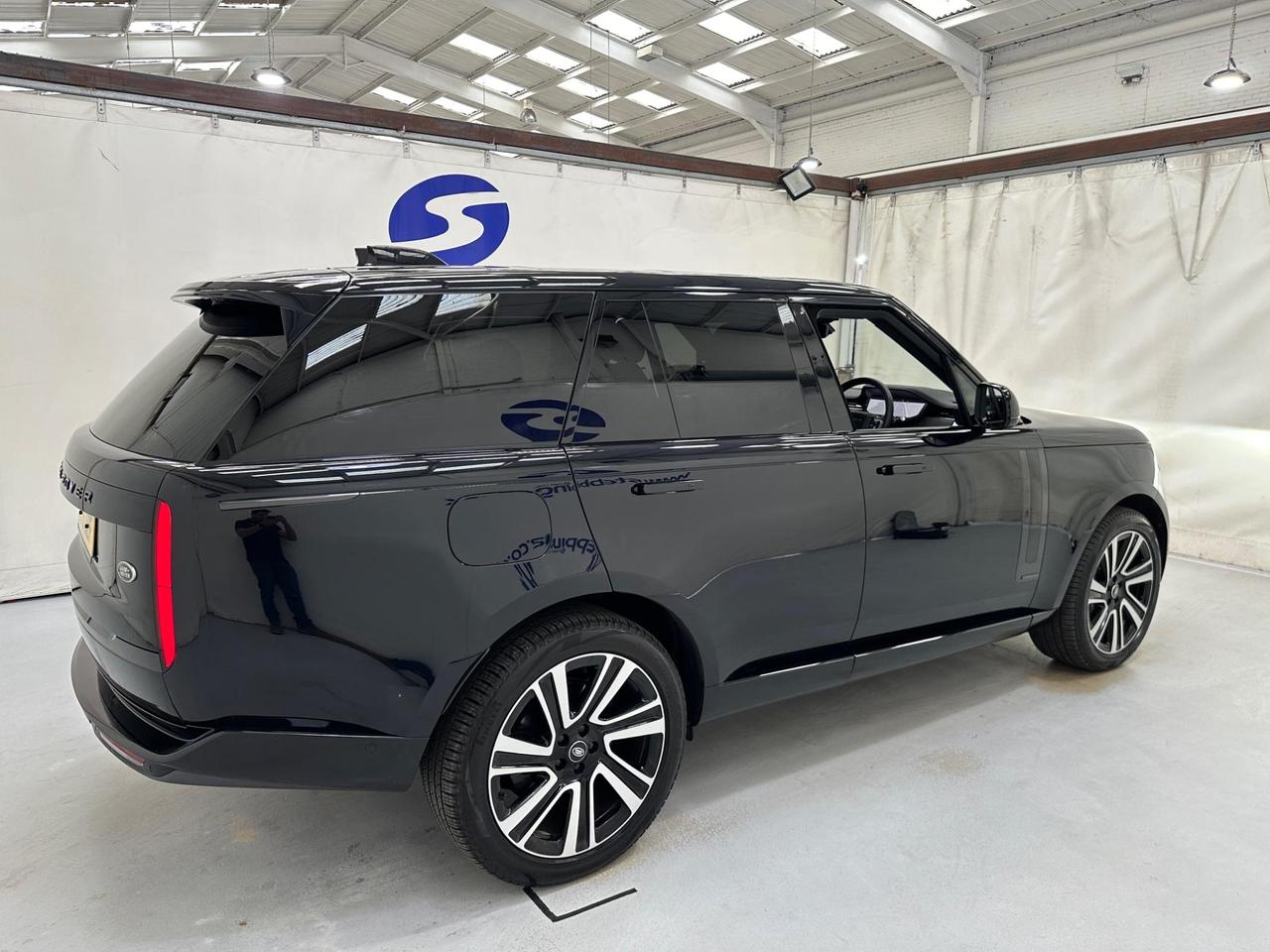 Land Rover Range Rover YE73JZF