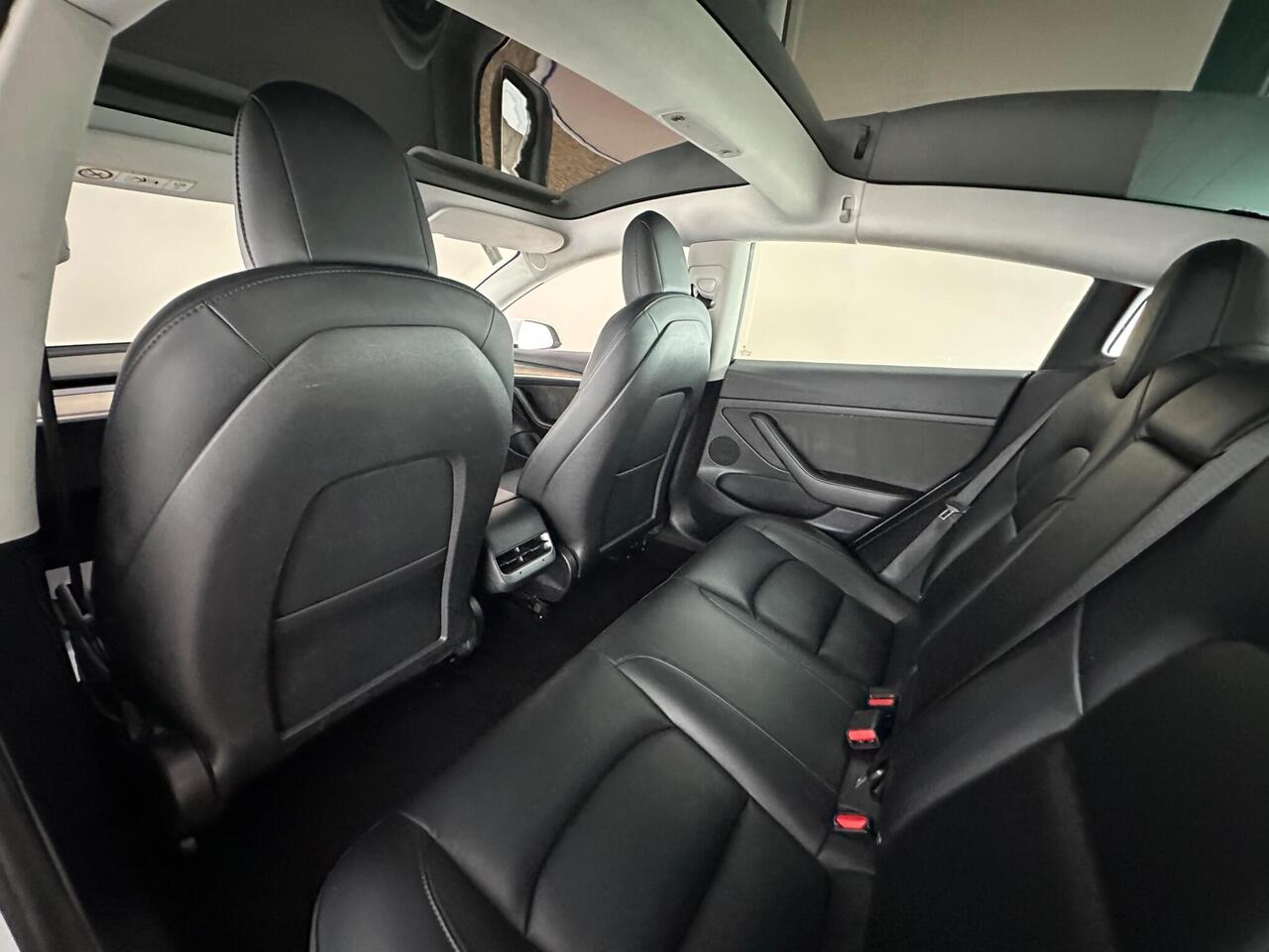 Tesla Model 3 AF72VMM