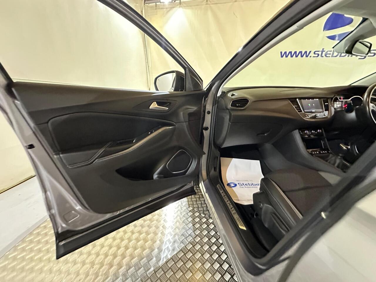 Vauxhall Grandland X VK20RKZ