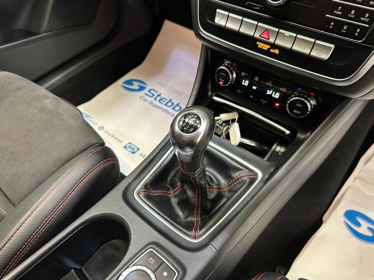 Mercedes-Benz CLA WX19OCJ