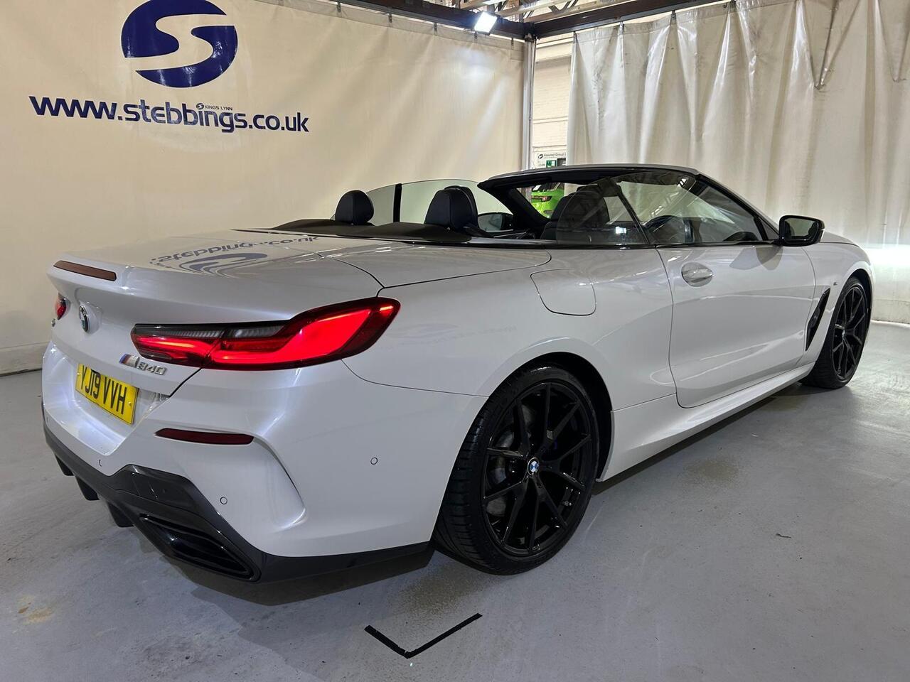 BMW 8 Series YJ19VVH
