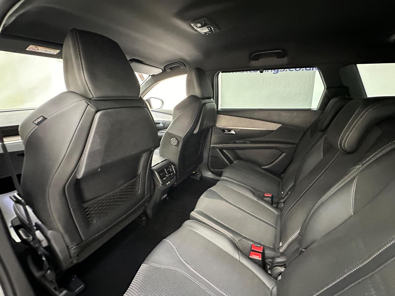 Peugeot 5008 SB71YGH