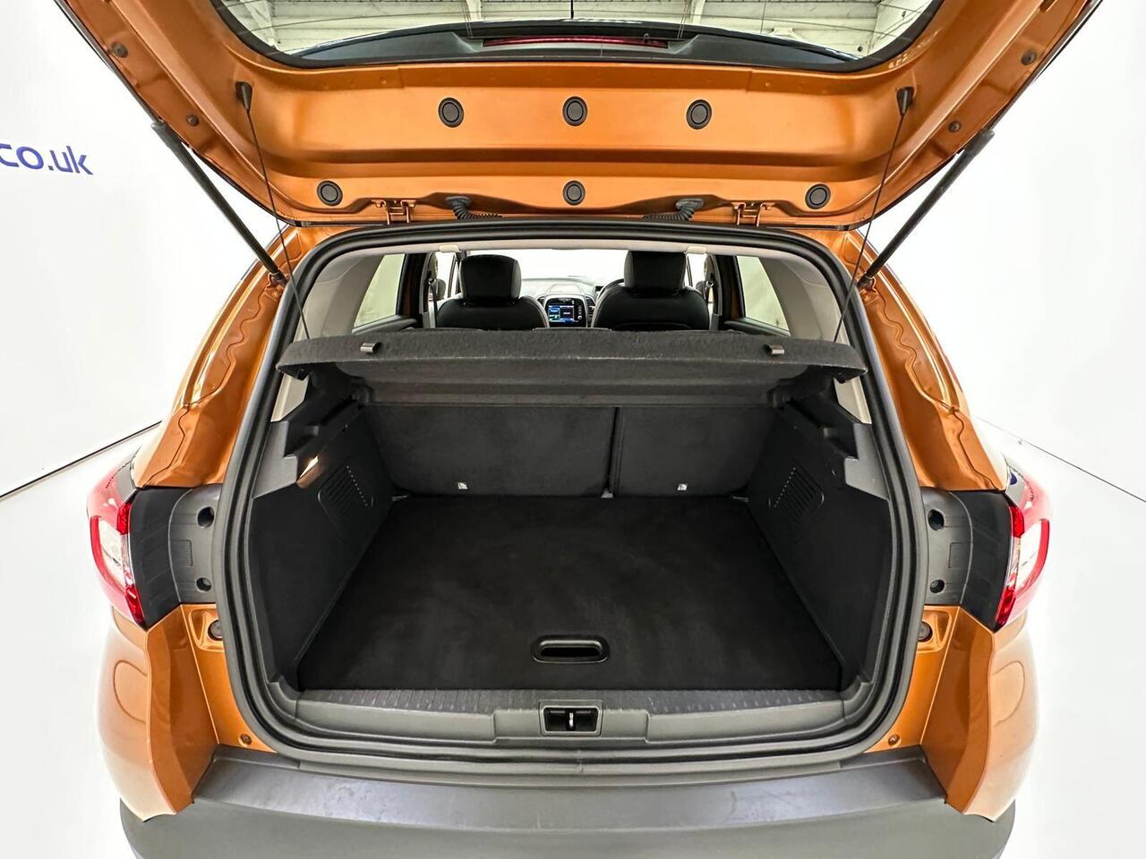 Renault Captur AU19SRZ