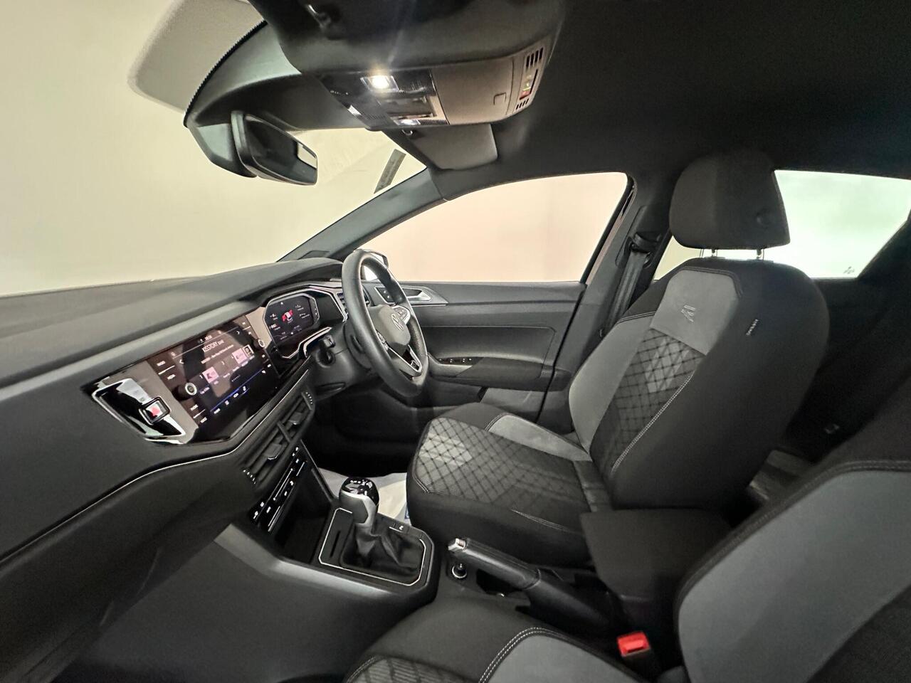 Volkswagen Polo DA73VJX