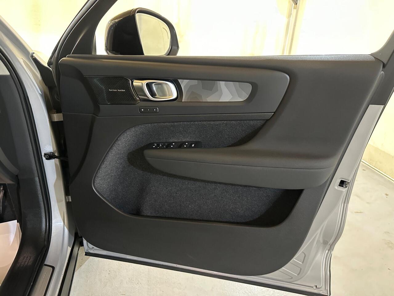 Volvo XC40 AD22HDX