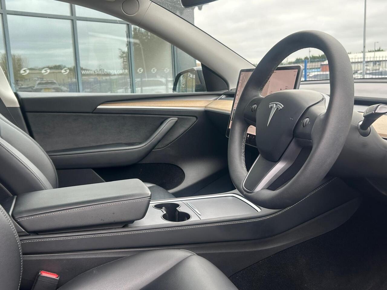 Tesla Model Y AK72XLY