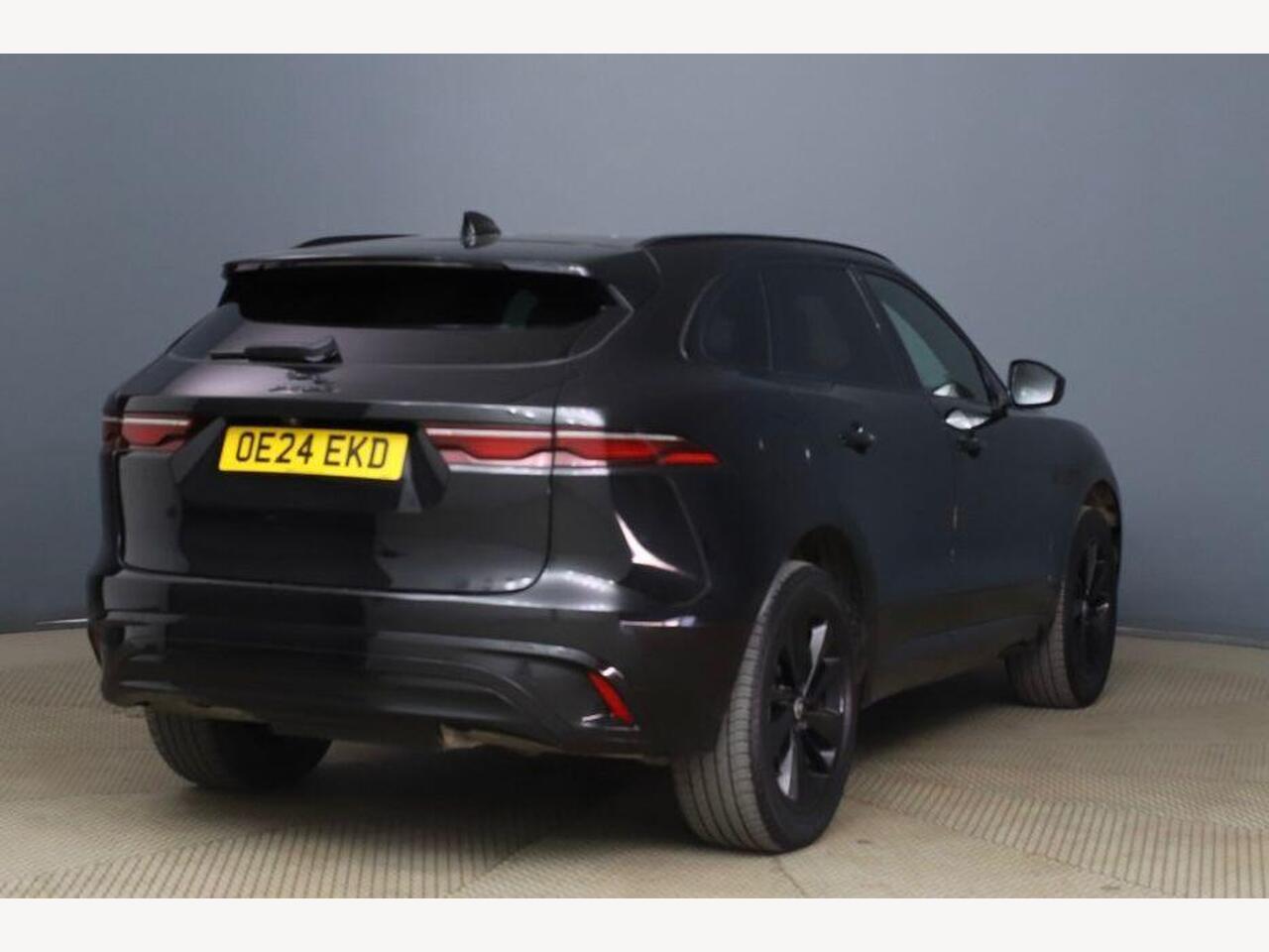 Jaguar F-PACE OE24EKD