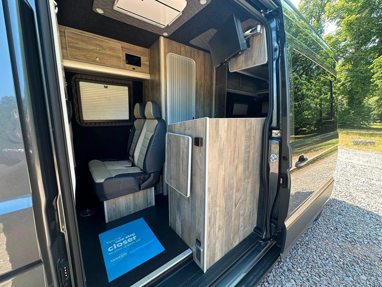 Volkswagen Crafter DX26ZHU