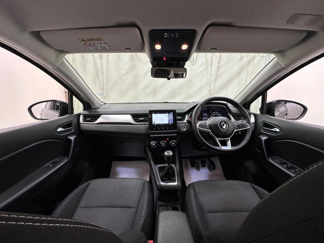 Renault Captur NL22YHZ