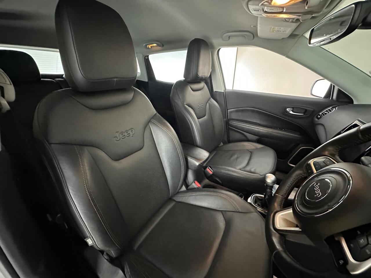 Jeep Compass SF68UMV