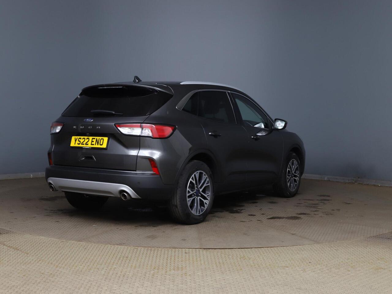 Ford Kuga YS22ENO