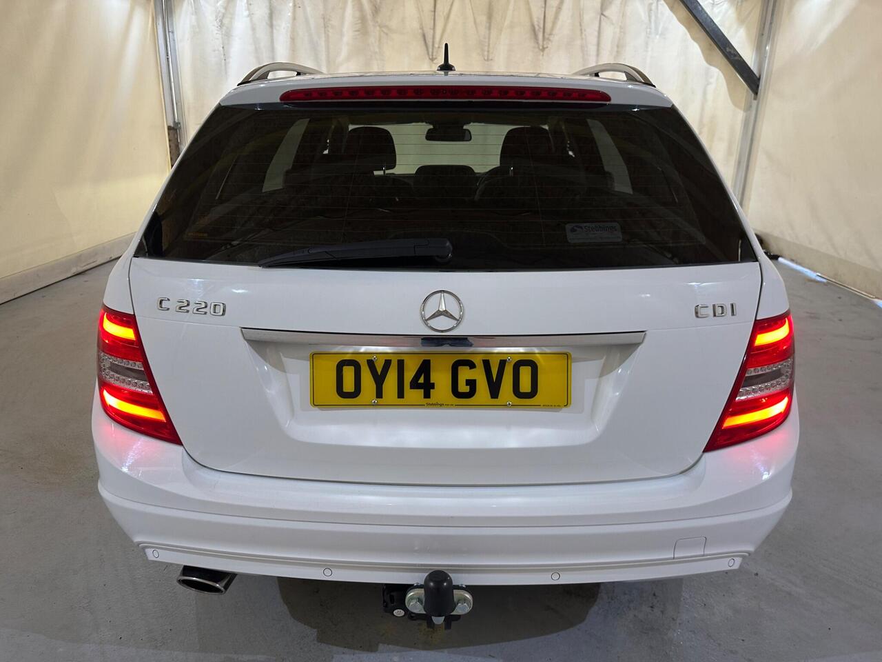 Mercedes-Benz C Class OY14GVO