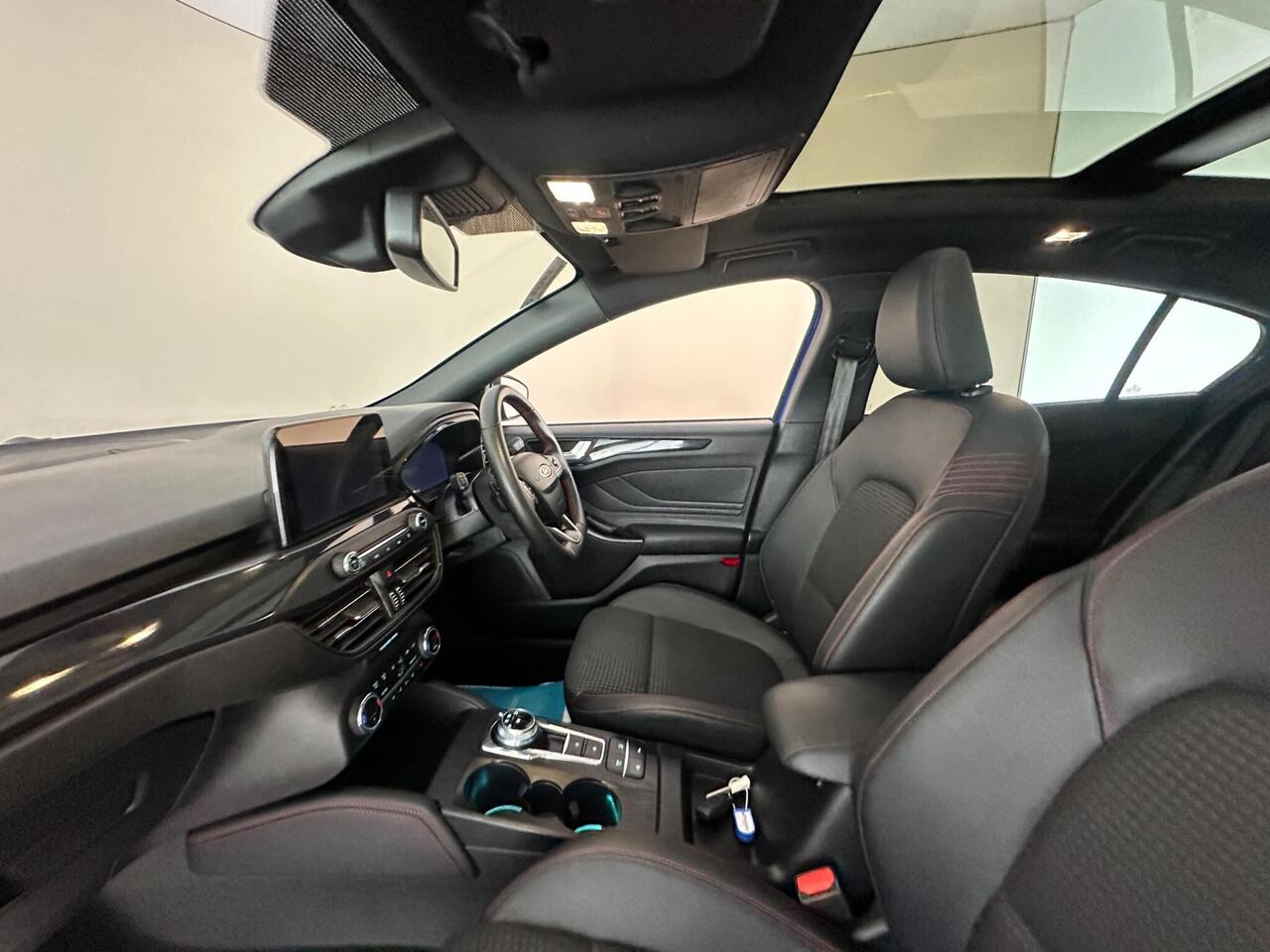 Ford Focus YF71ZPW