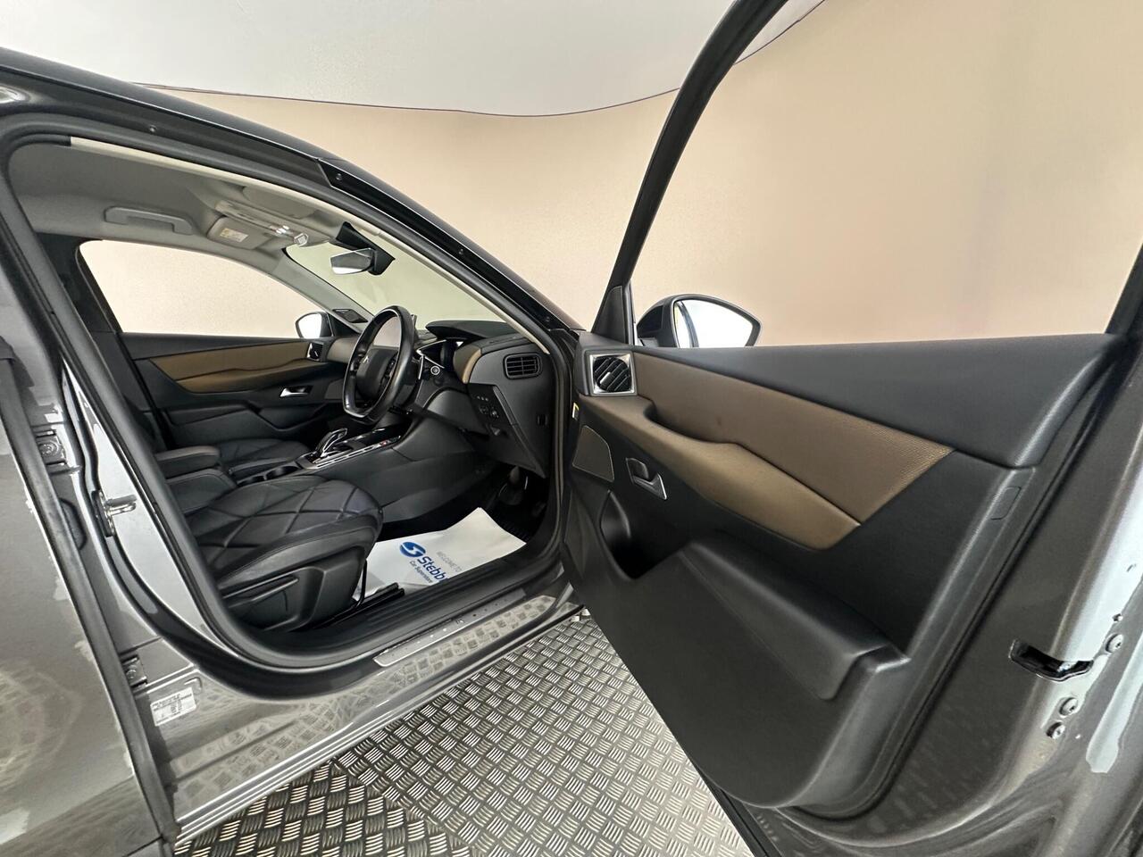 DS AUTOMOBILES DS 3 CROSSBACK KT19BKN