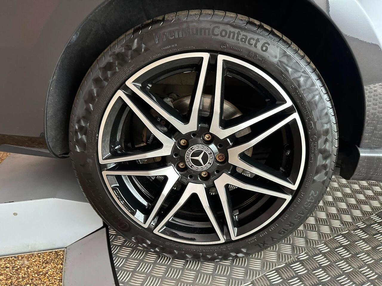 Mercedes-Benz V Class LP72GYC