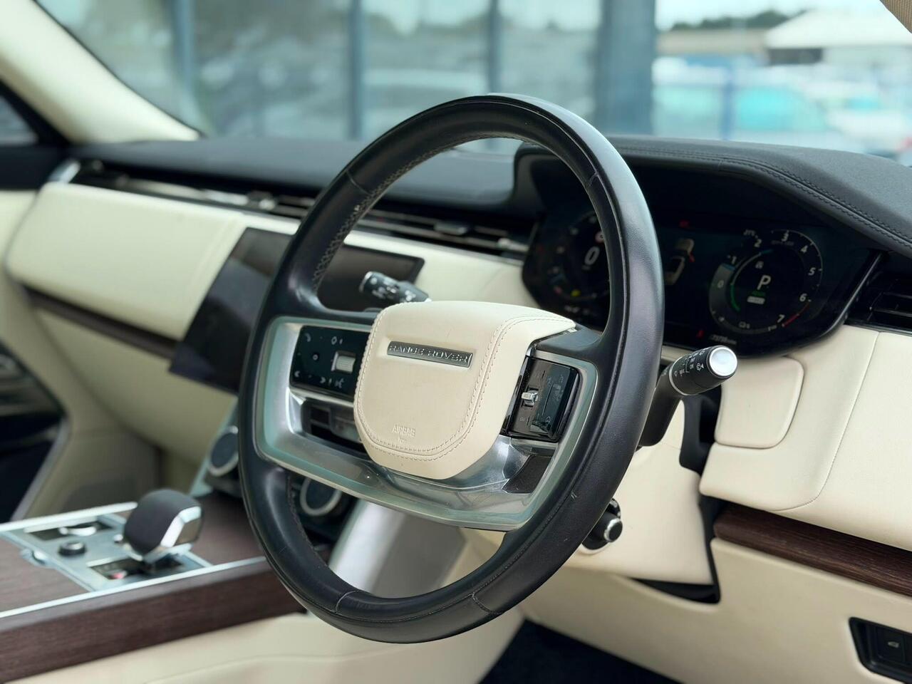 Land Rover Range Rover YO72UVR