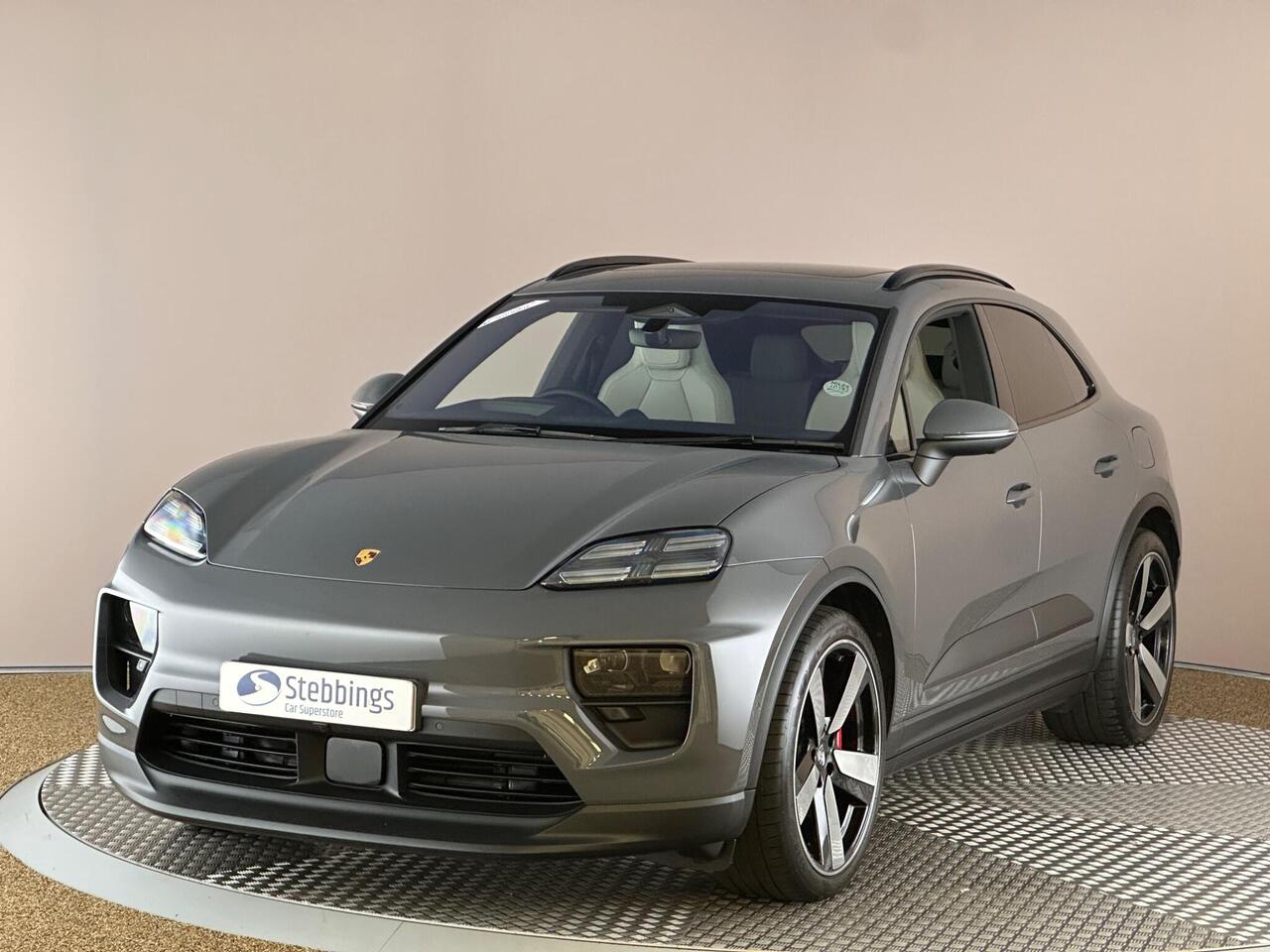 Porsche Macan AK74OLX