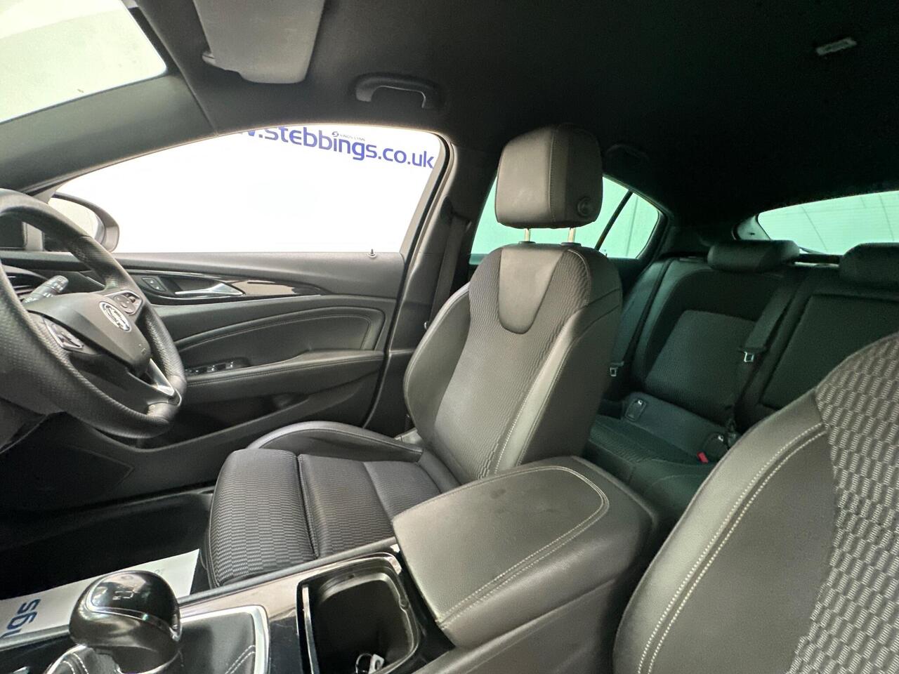 Vauxhall Insignia BG18OSM