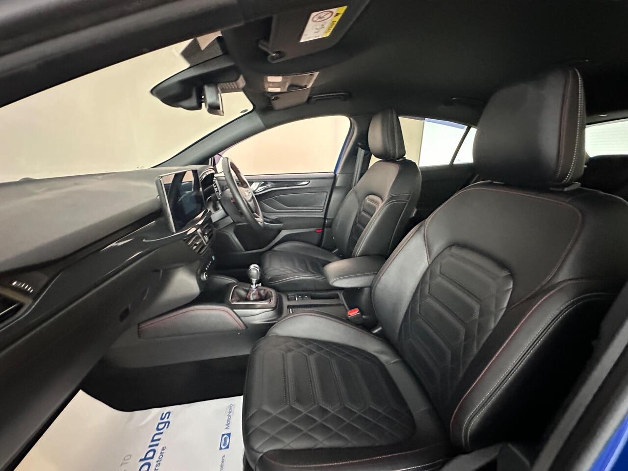 Ford Focus NX73JRZ