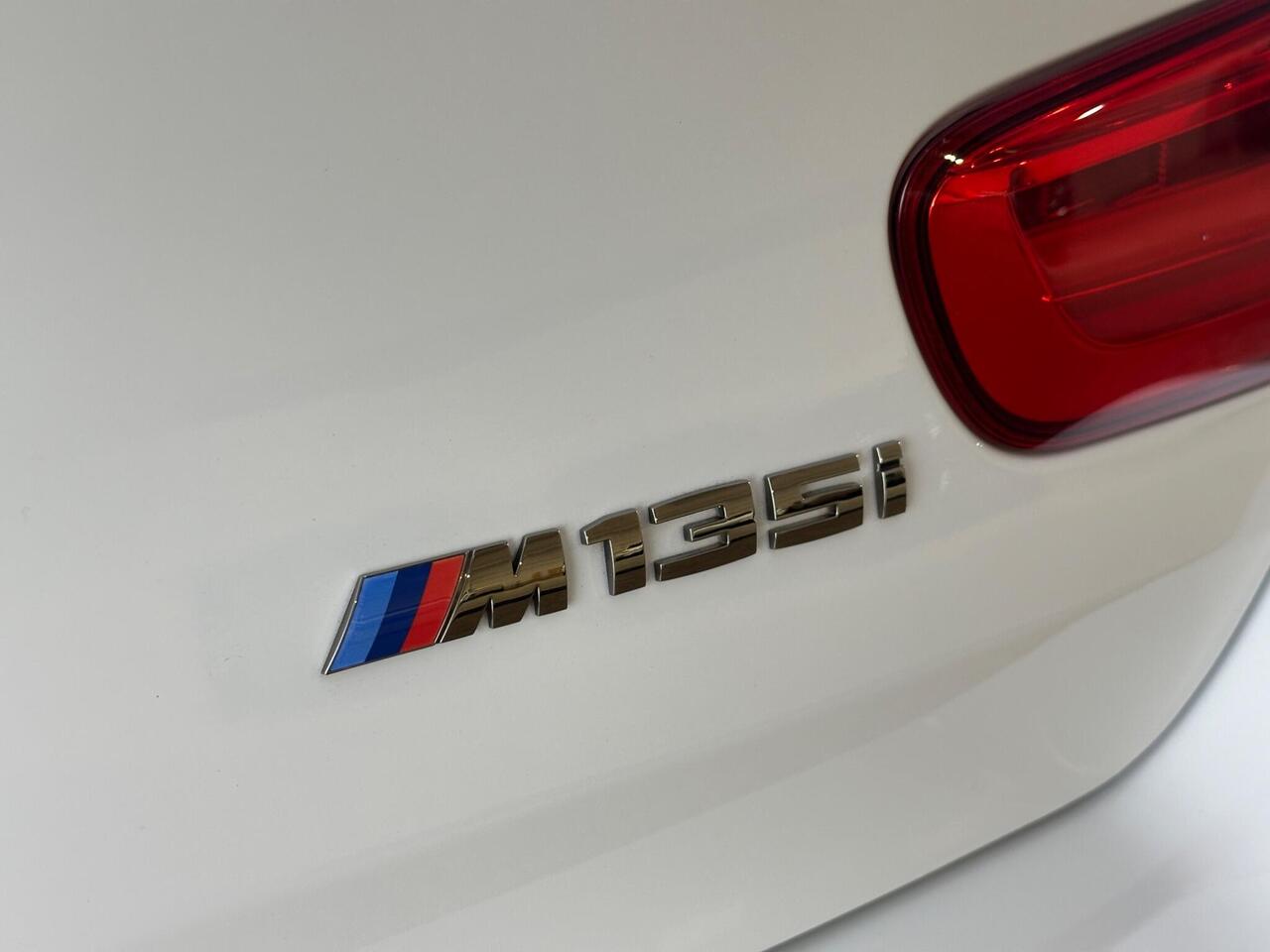 BMW 1 Series MD16LCZ