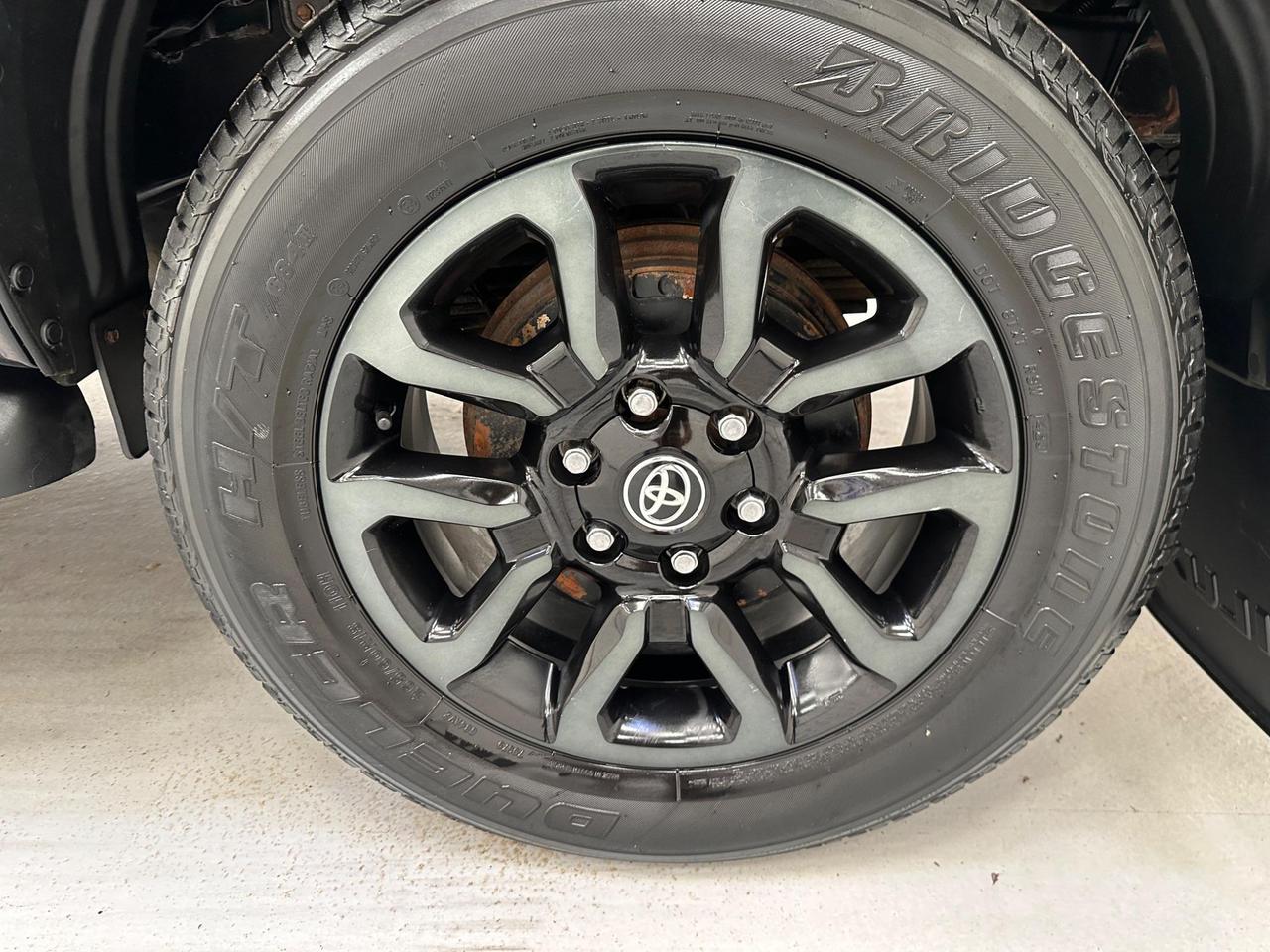Toyota Hilux PY73AEV