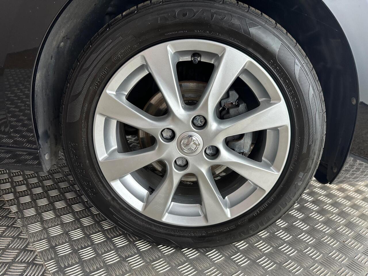 Vauxhall Corsa SA72KWH