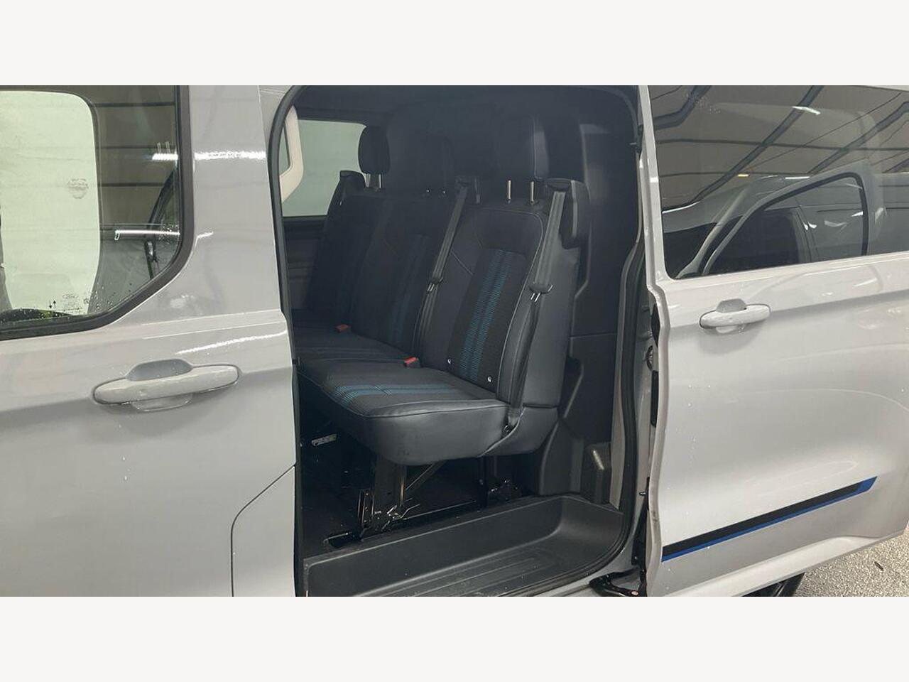 Ford Transit Custom RX25OAY