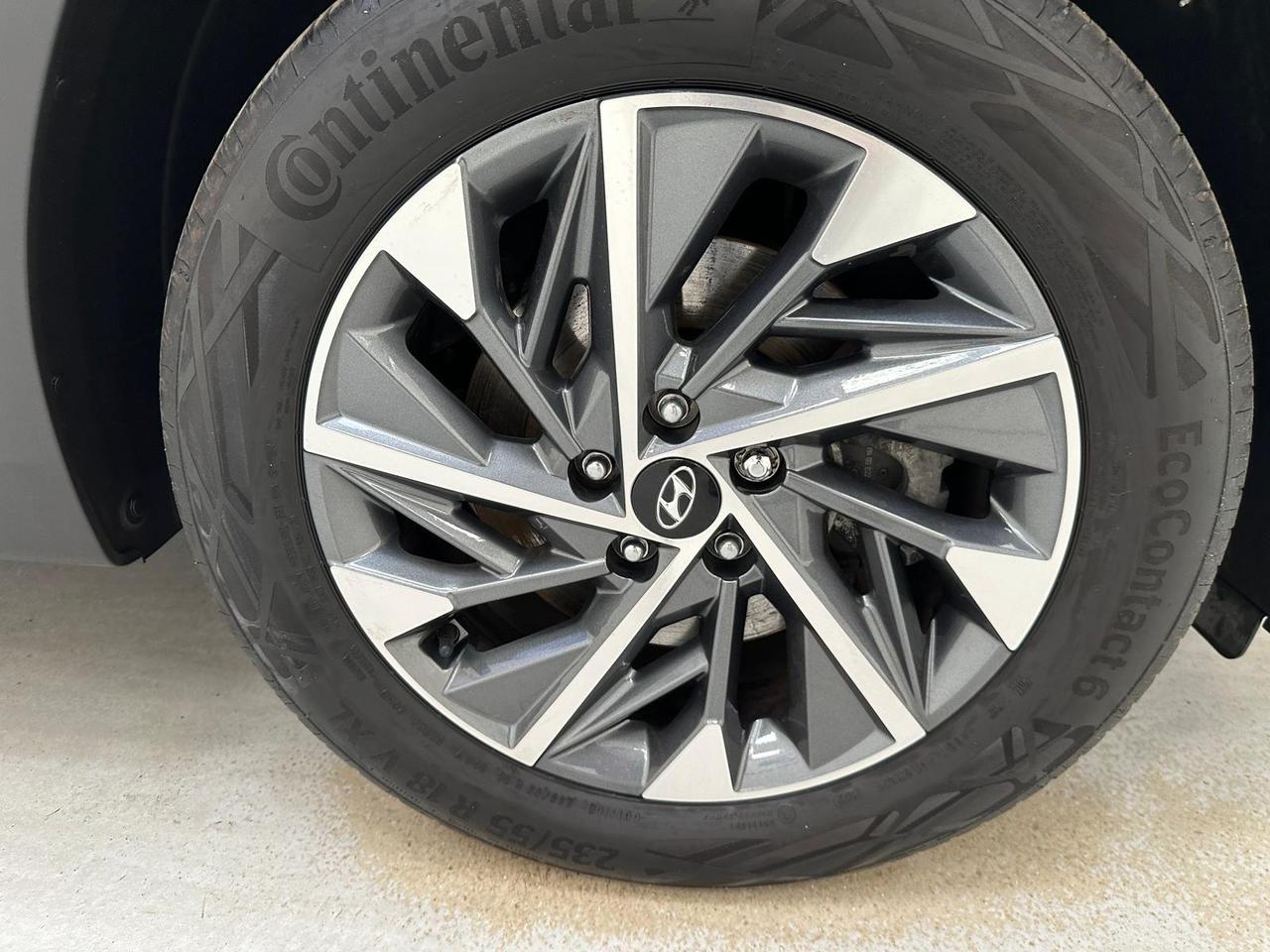 Hyundai TUCSON DV72NBB
