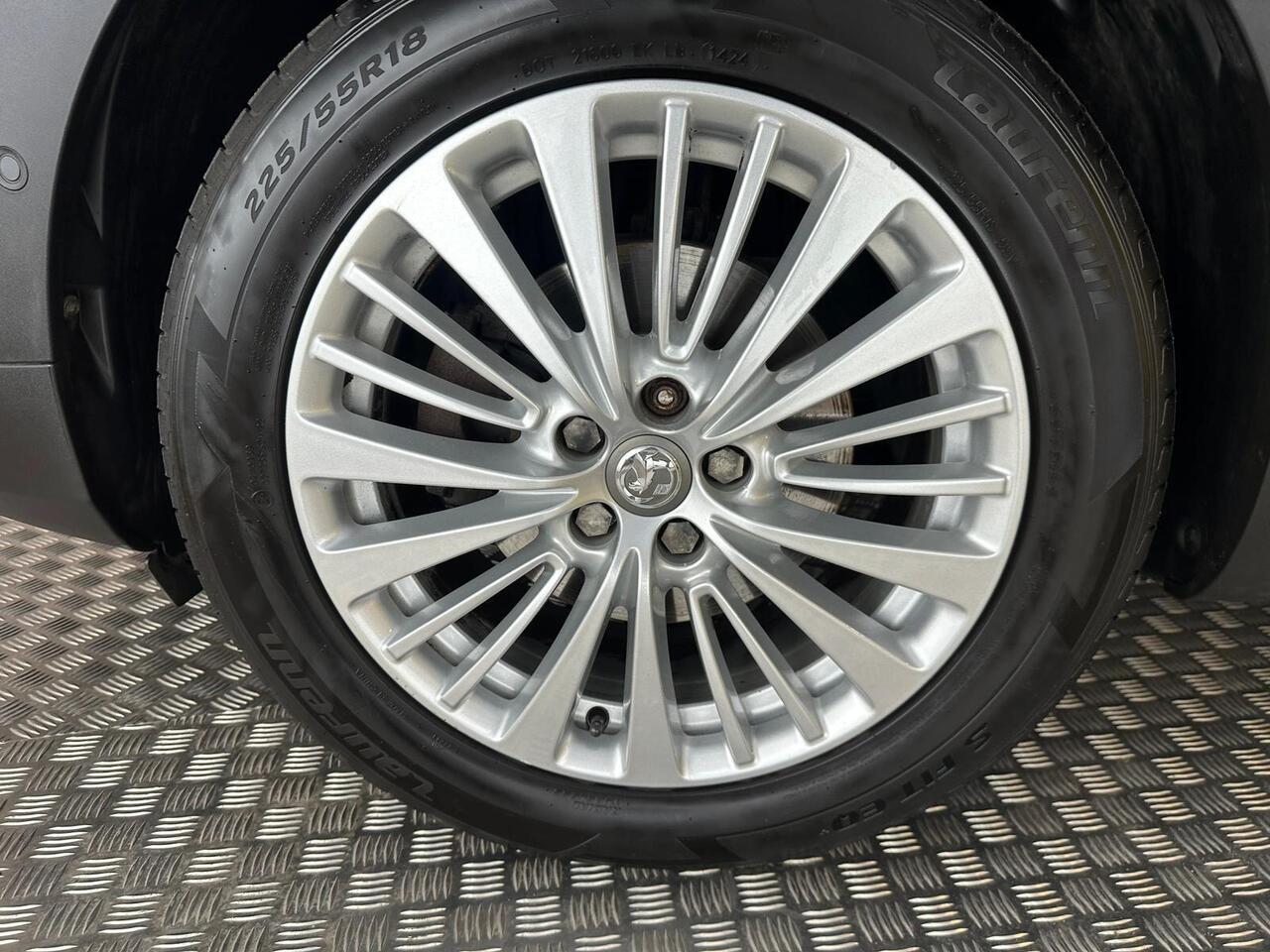 Vauxhall Grandland X BV68KKY