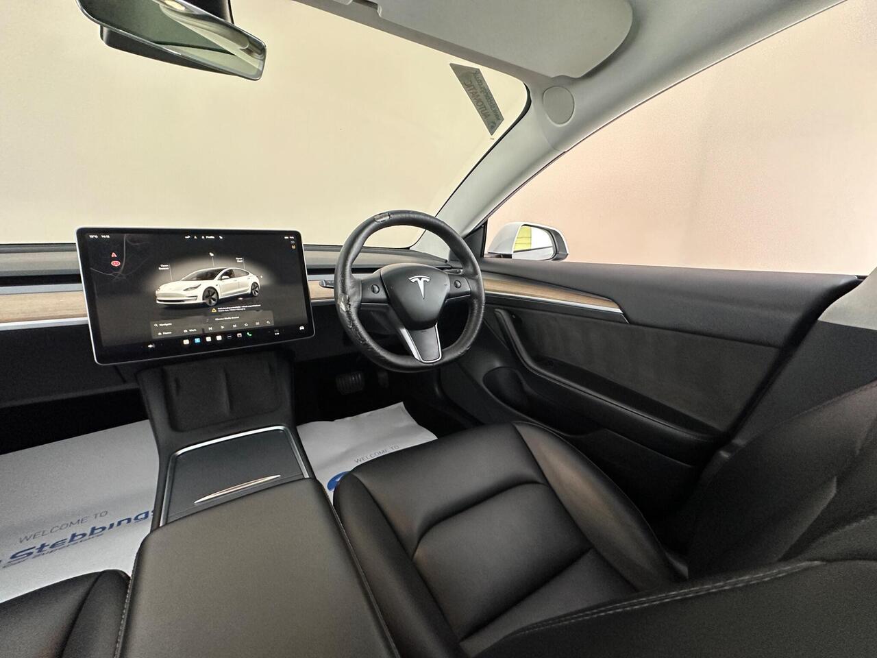 Tesla Model 3 AF72UXG