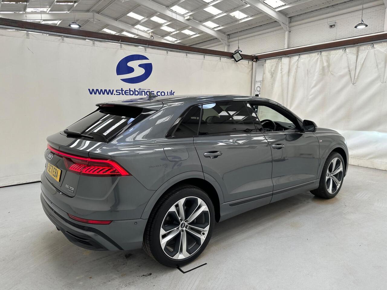 Audi Q8 DE71EBA