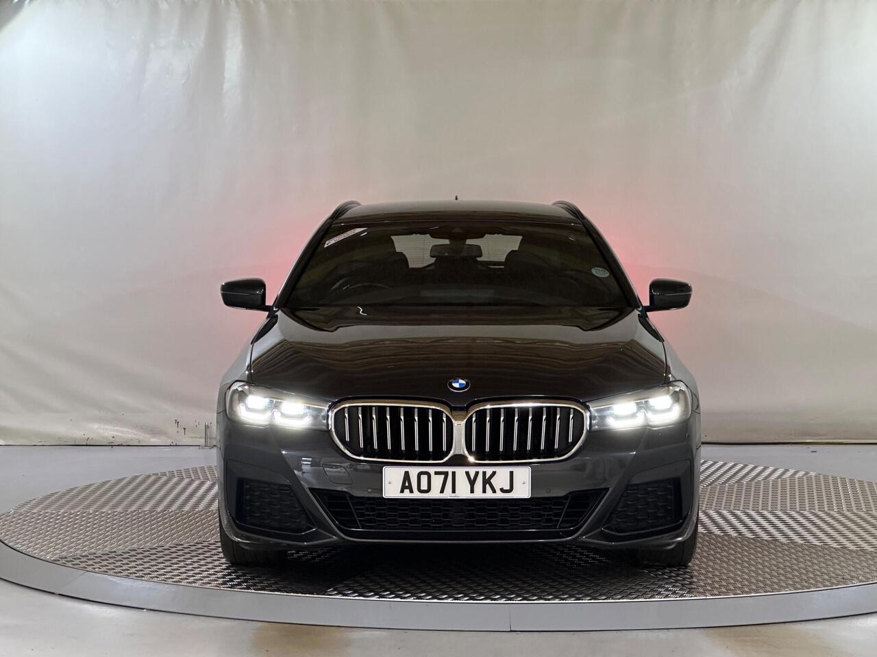 BMW 5 Series AO71YKJ