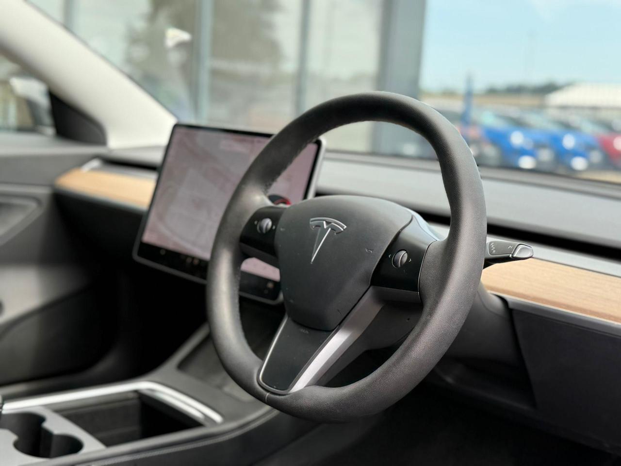 Tesla Model 3 AK70YHC