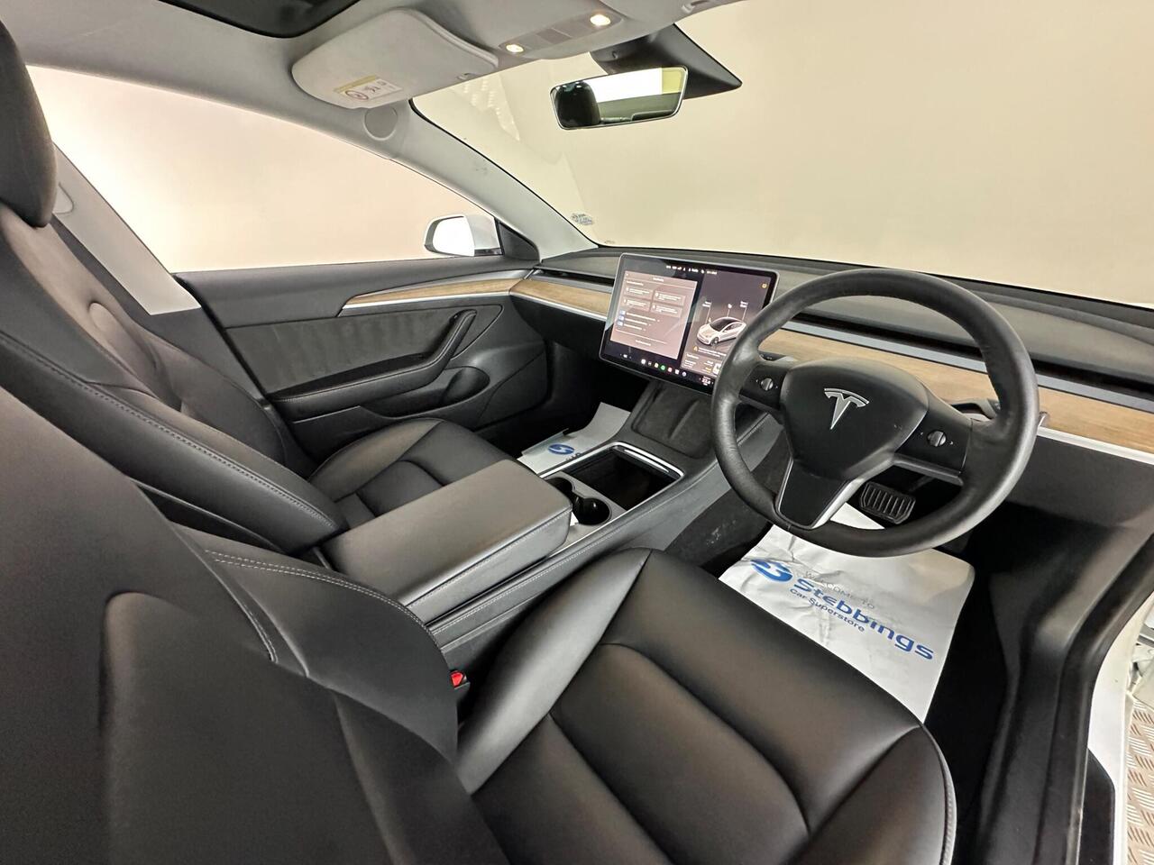 Tesla Model 3 AF72UVG